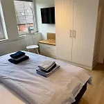 Luettje Ginsterhuus - Wilde Brise * Norderney
